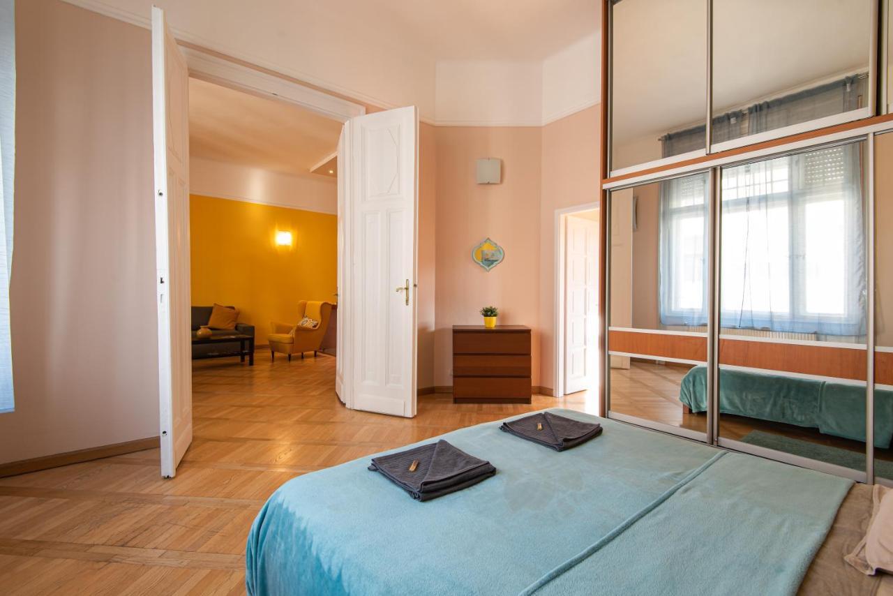 Patrik'S Budapest Center Apartment Exterior photo